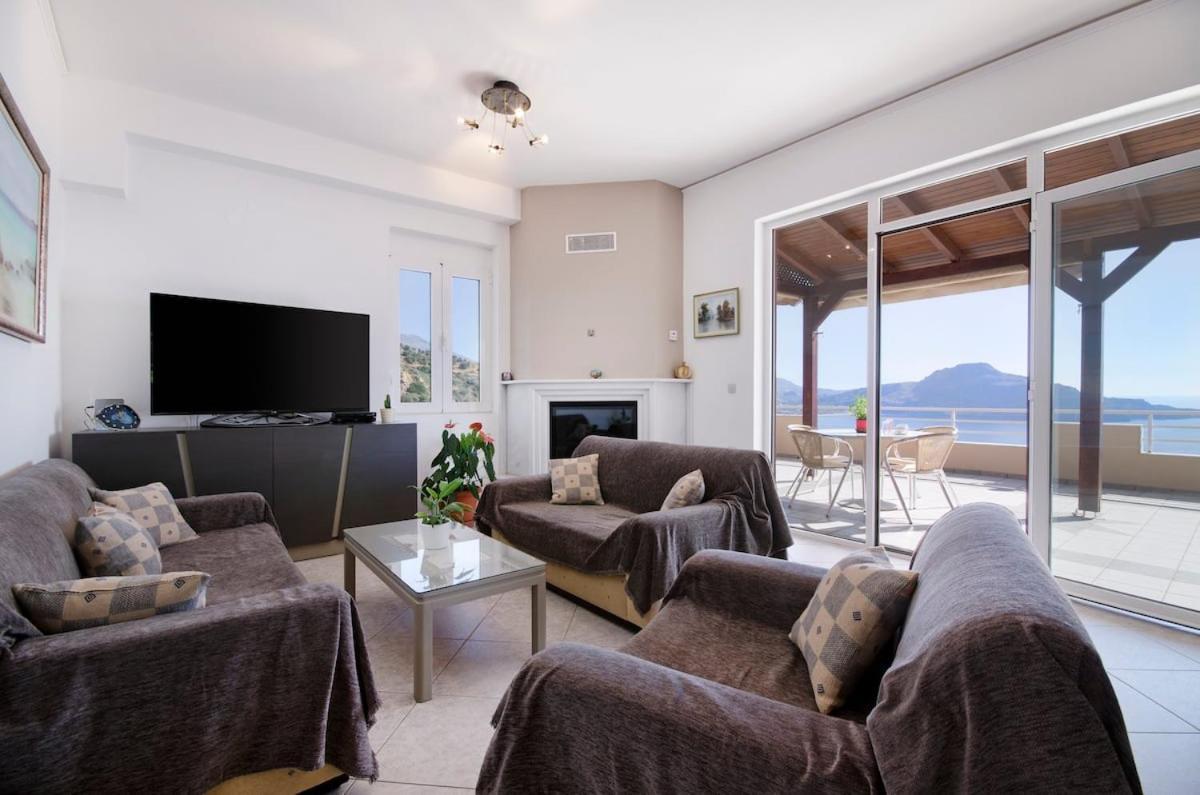 Villa Elgini Плакиас Экстерьер фото